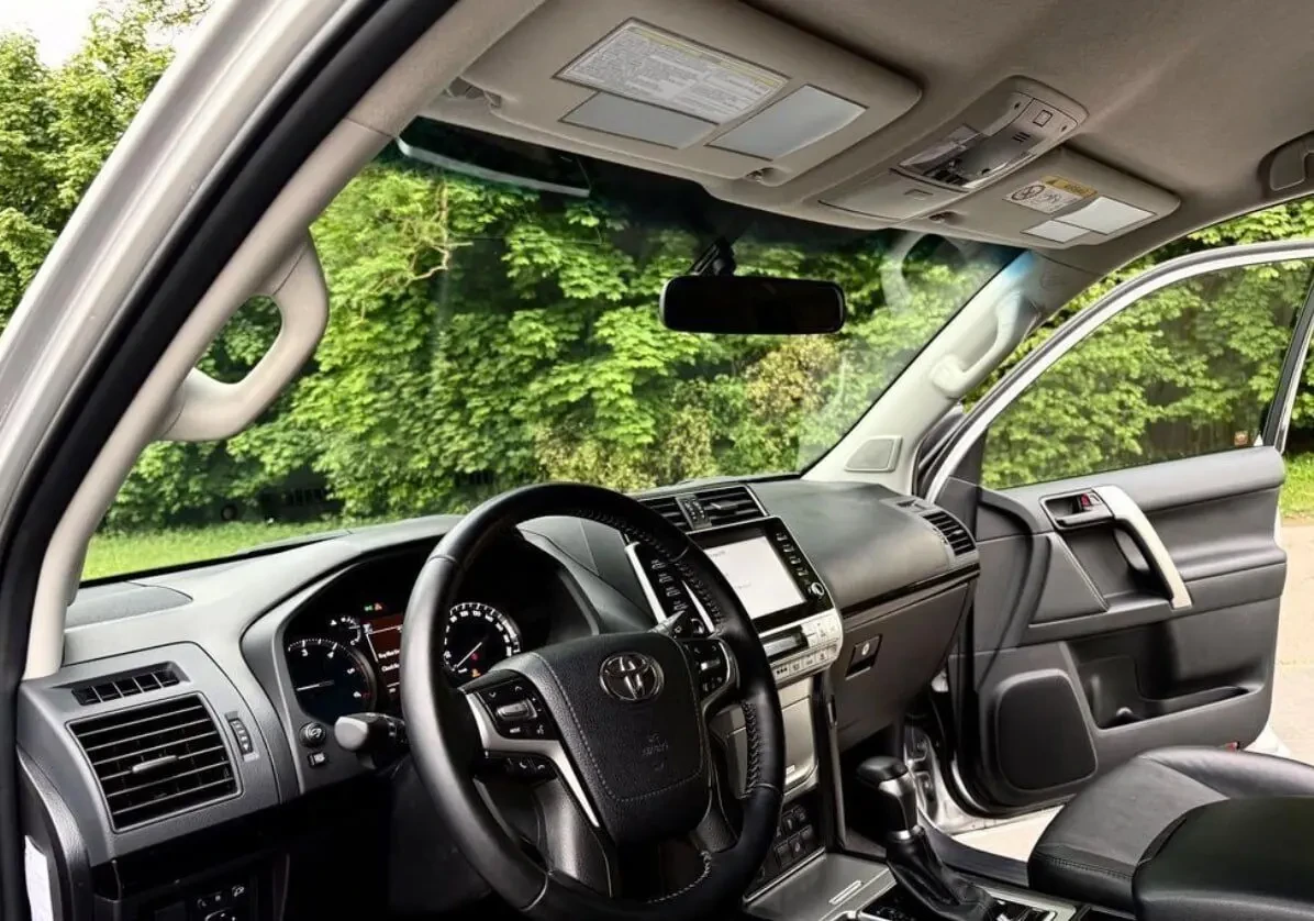 Авто з ЄС Toyota Land Cruiser 8