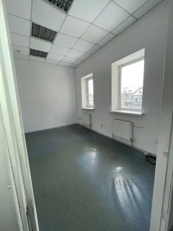 Сдам коммерческое помещение ул Боброва (Майдан Озёрный) 2