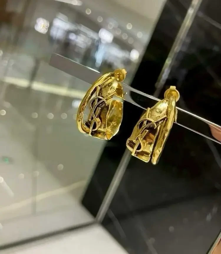 Браслет-каф Yves Saint Laurent (ysl) 10