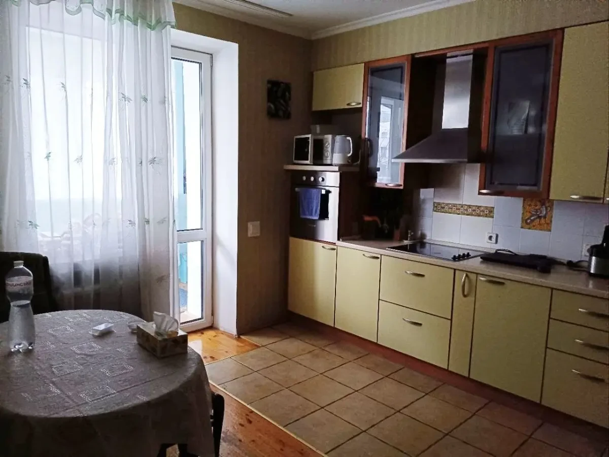 Двокімнатна квартира 90 м кв., Голего 5 4