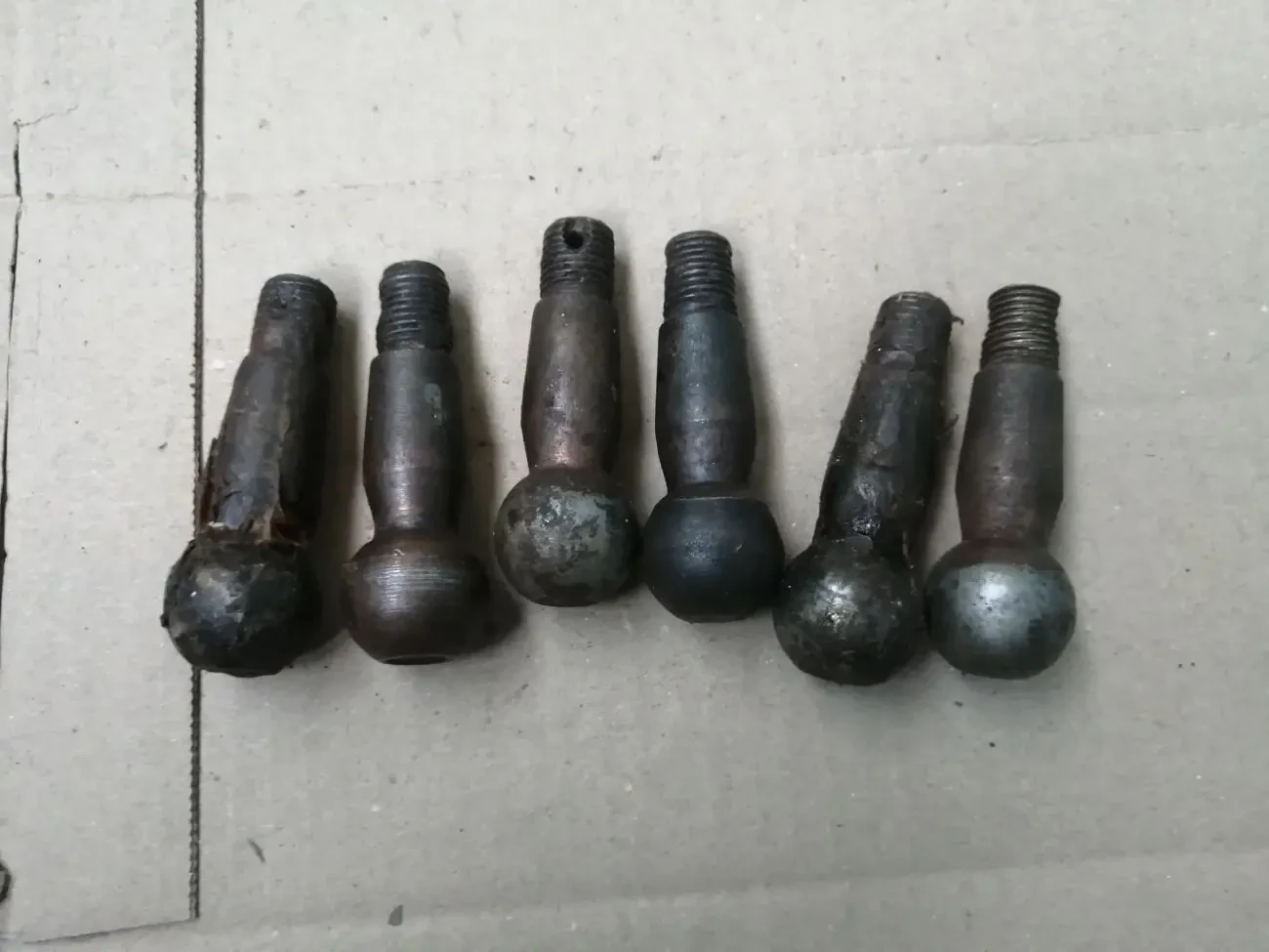 Пальцы рулевые газ 69 новые ссср