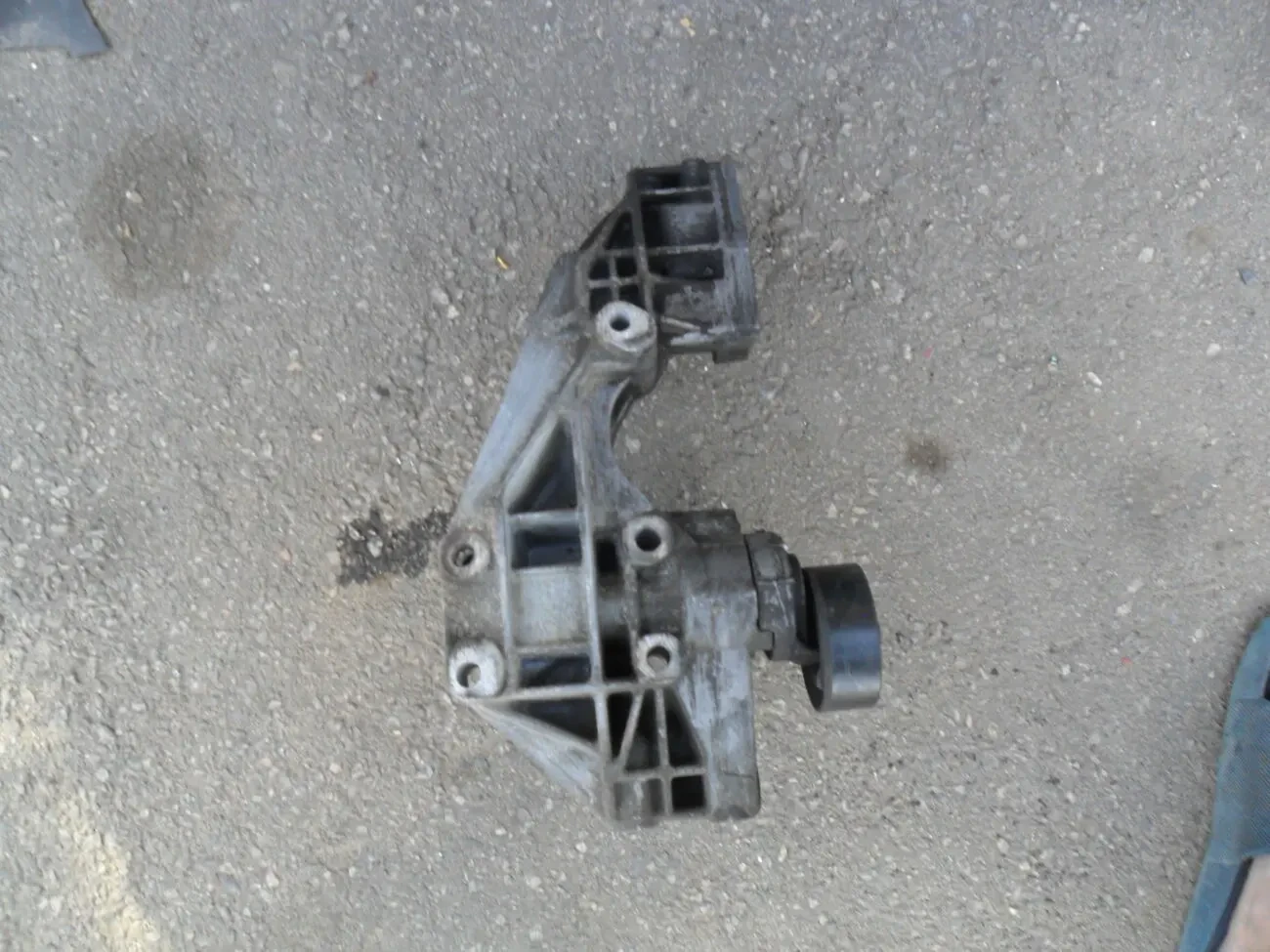 Кронштейн генератора і ГУР Ford Escort VII 1995-2000, 95AB10K019AA 10