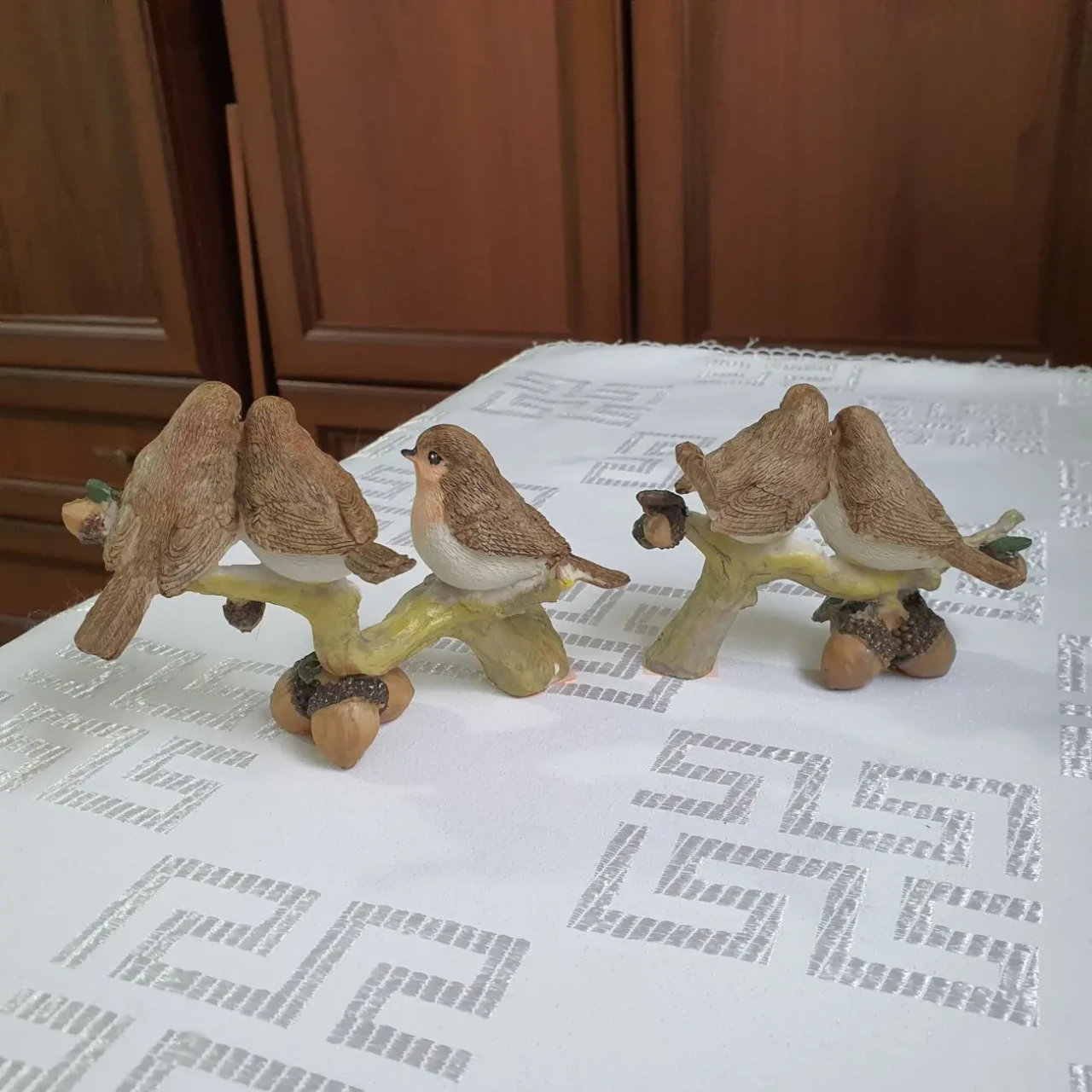 Фігурки полімерні Пташки силять на гілці дуба 2