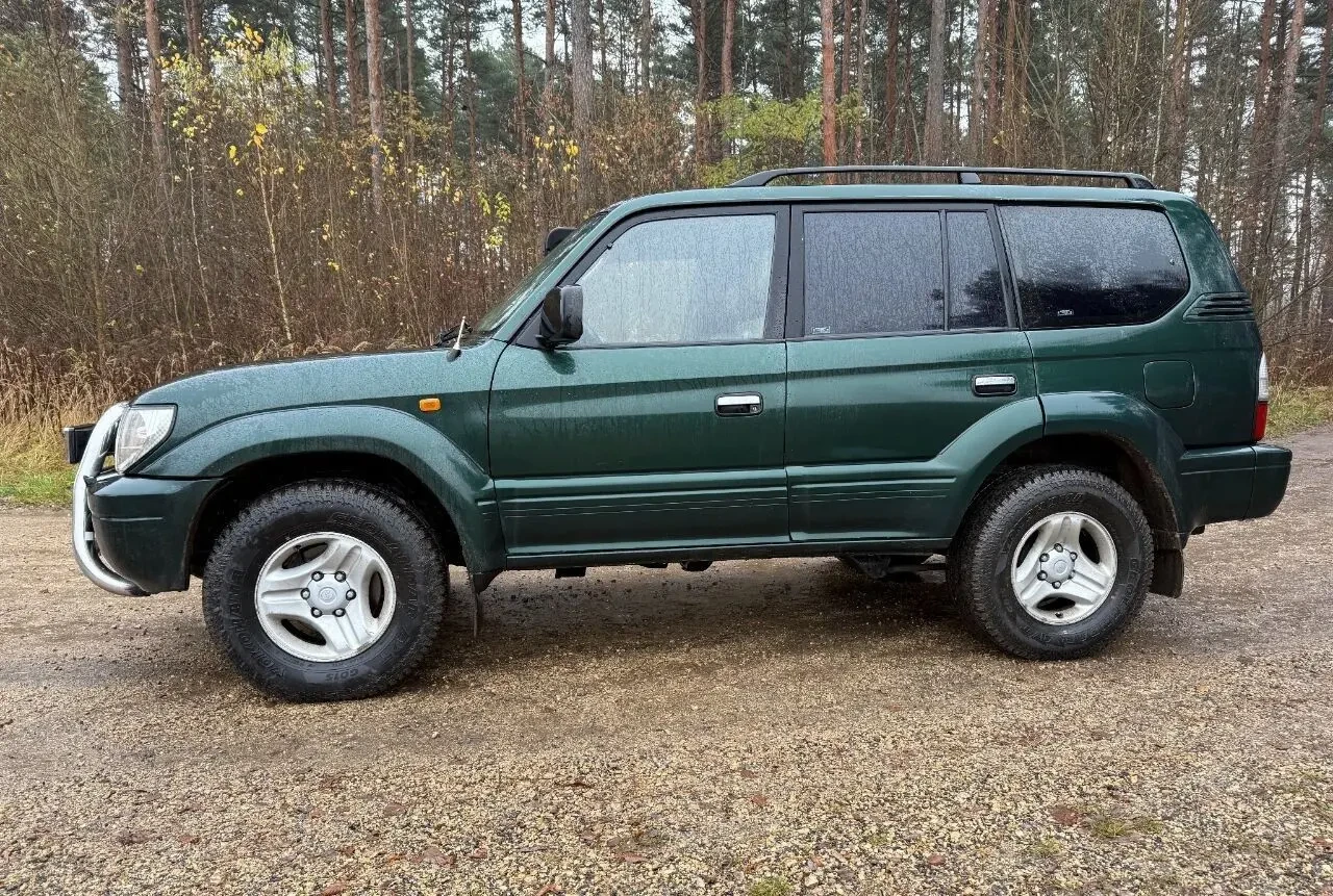 Продам Tayota land cruiser 90 9