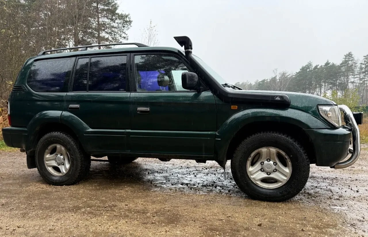 Продам Tayota land cruiser 90 4