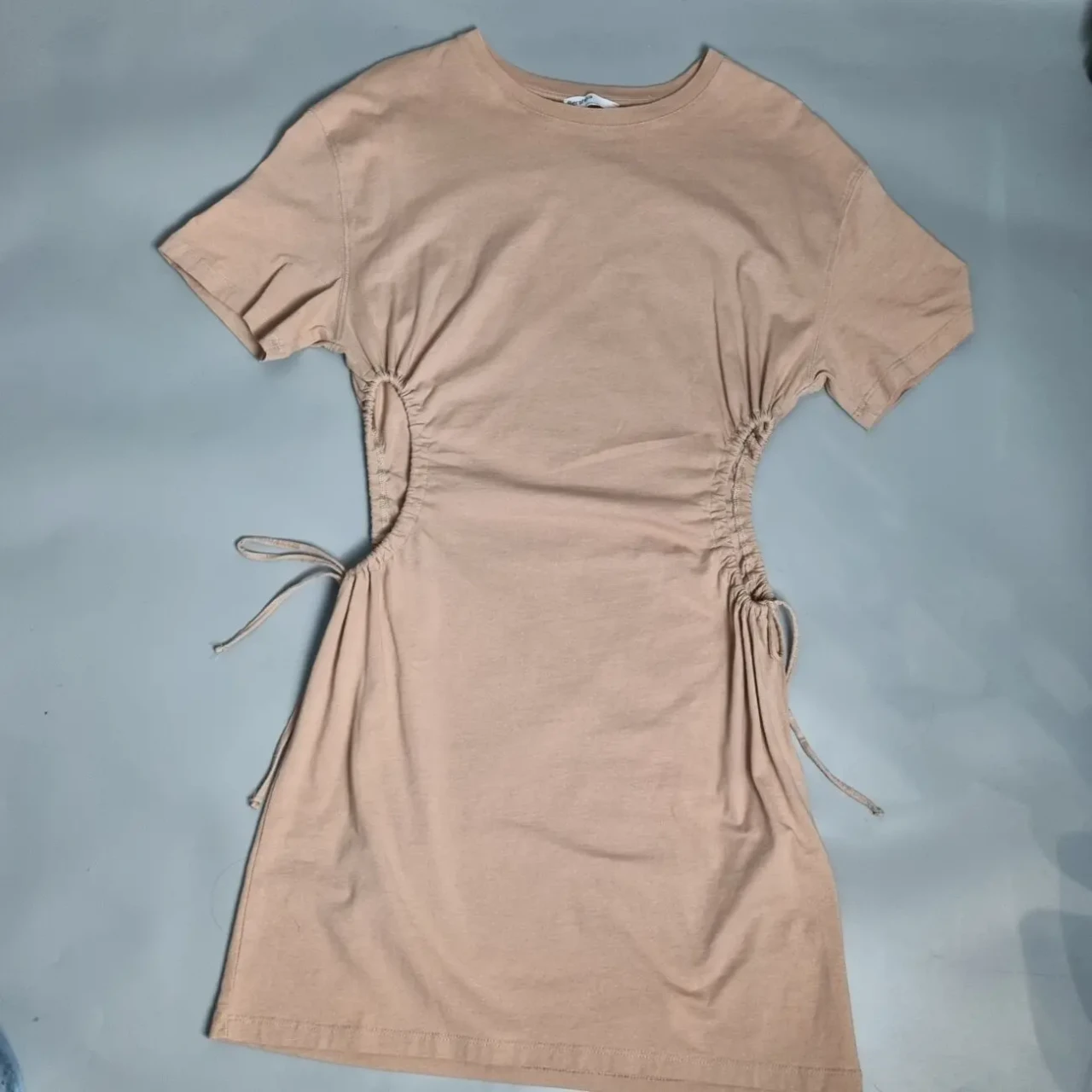 Сукня з вирізами bershka 2