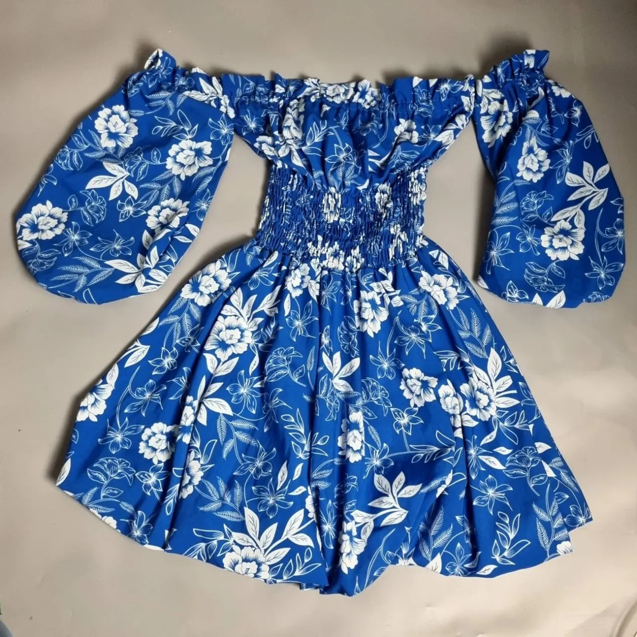 Блакитна сукня з квітковим принтом 4