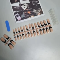 30 шт.накладні нігті черний френч з сердечками