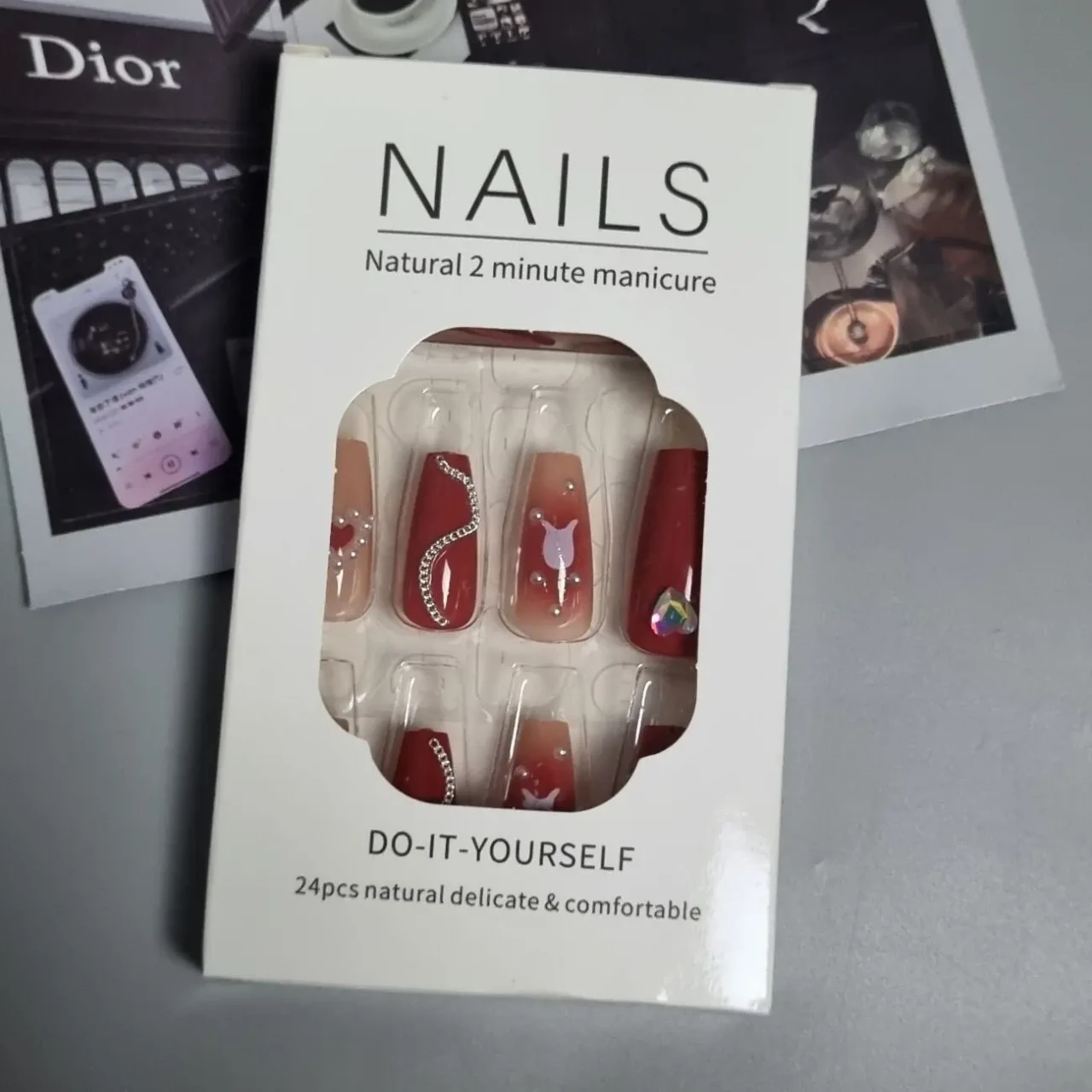 24 шт. накладні нігті-азіатський шик перли та серця