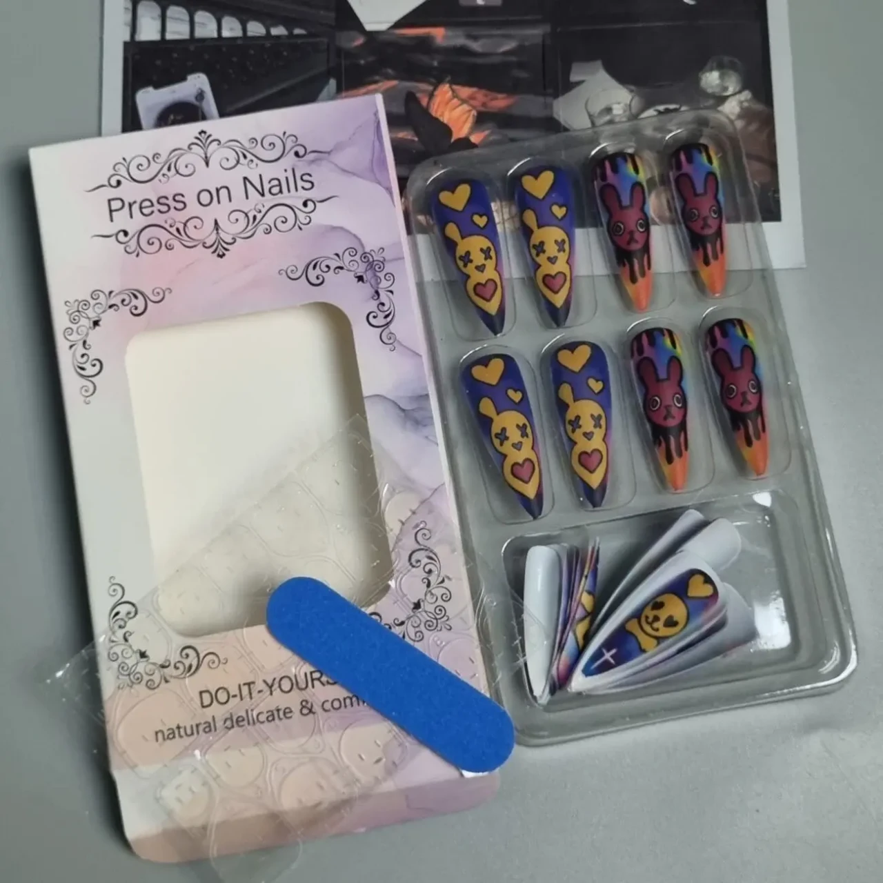 24 шт. накладні нігті - панк-зайчики та черепи 4