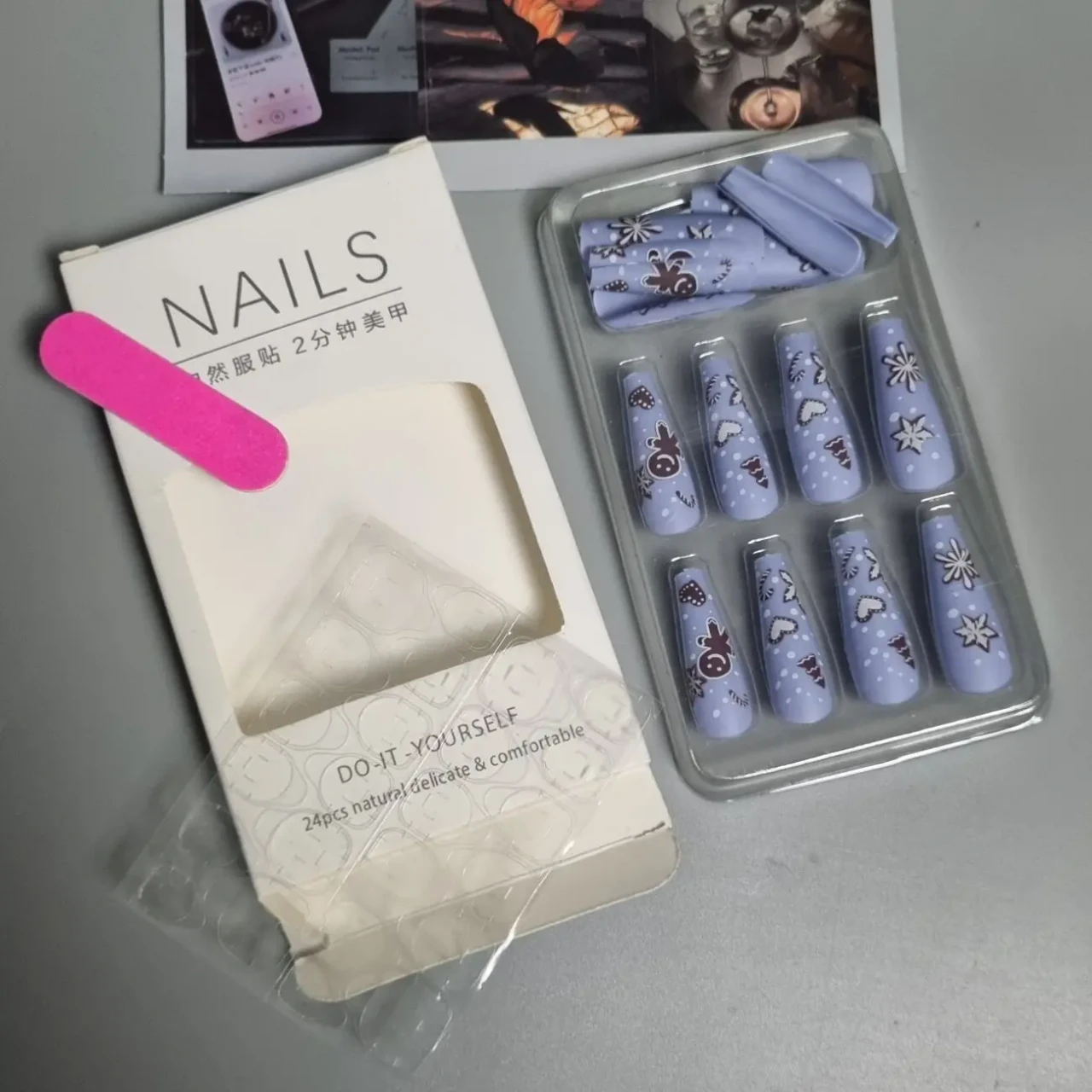 24 шт. накладні нігті зі сніжинками та дизайном пряникового чоловічка 3