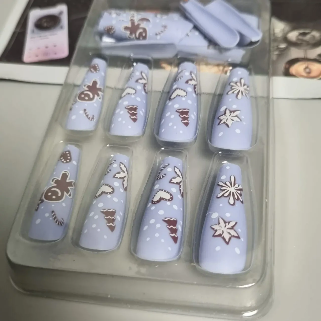 24 шт. накладні нігті зі сніжинками та дизайном пряникового чоловічка 5
