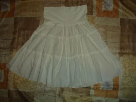 СПІДНИЦЯ 44-46 р. БІЛА котонова. Міді. Широкий пояс. А-силует.