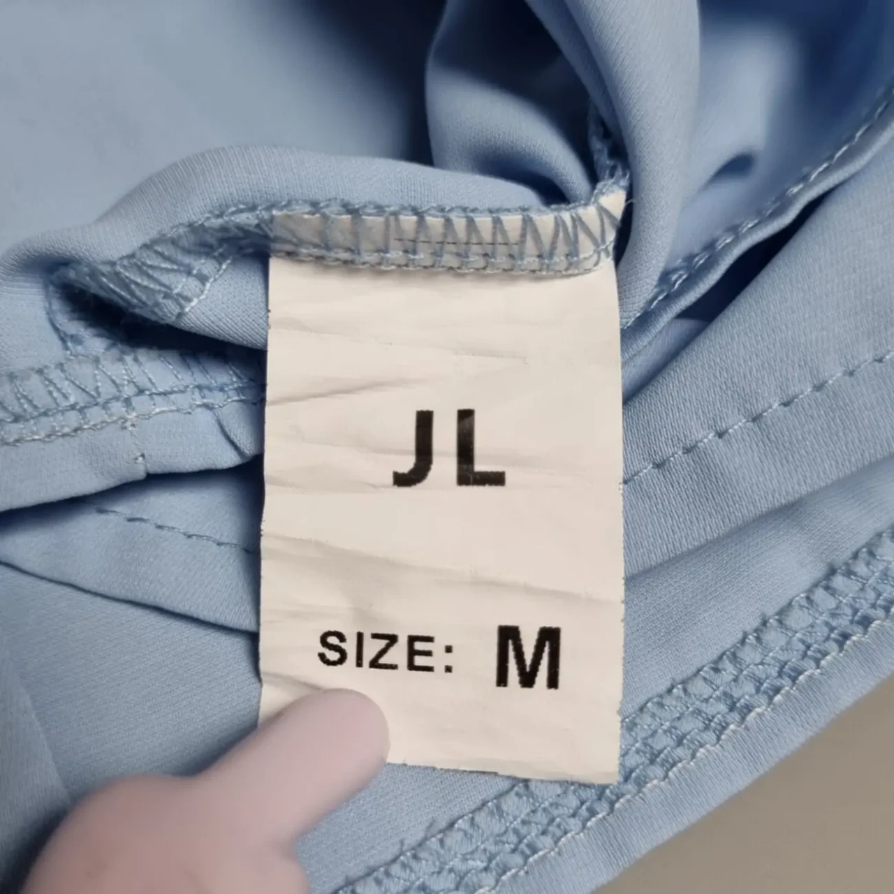 Блузка з відкритими плечима голубого кольору 6