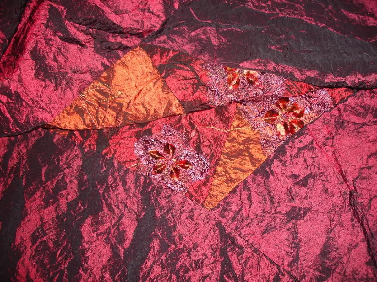 СПІДНИЦЯ 44-46 р. бордова з вишивкою. ШИРОКИЙ пояс. Франція. 4