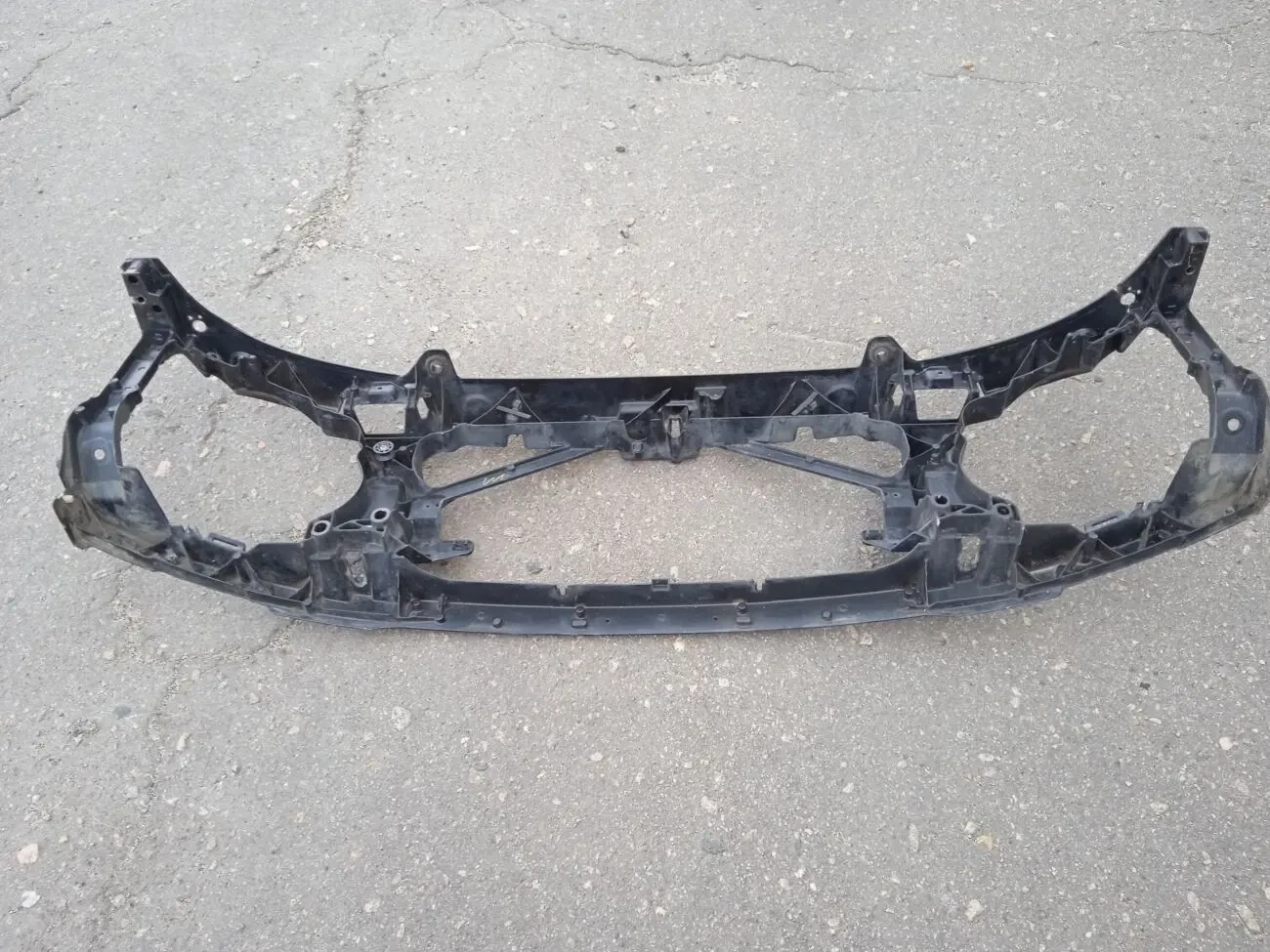 Панель радіатора (телевізор) L320 Range Rover Sport/Discovery 2