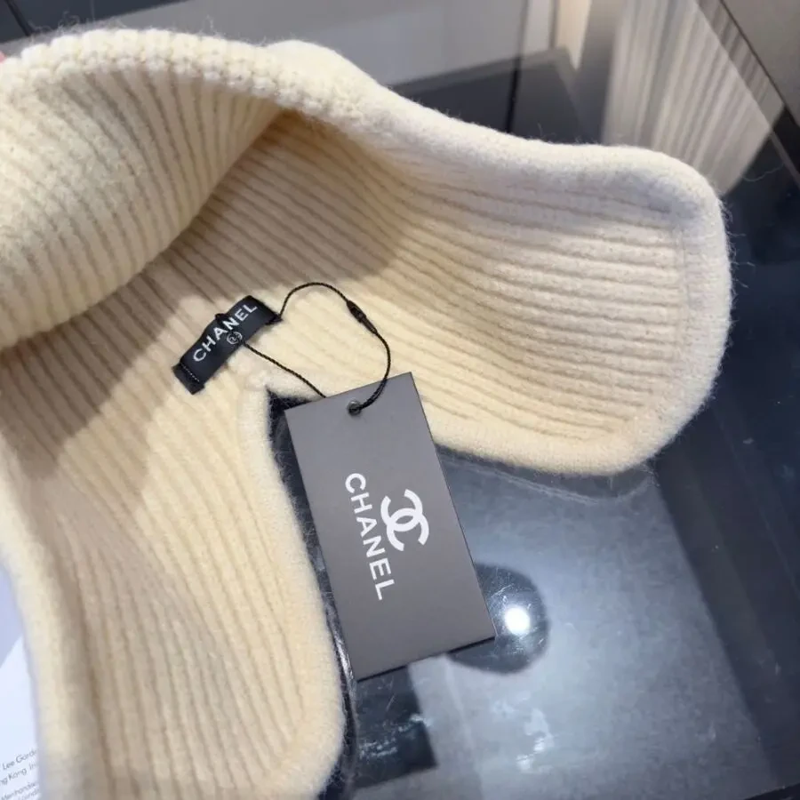 Шапка Chanell 3