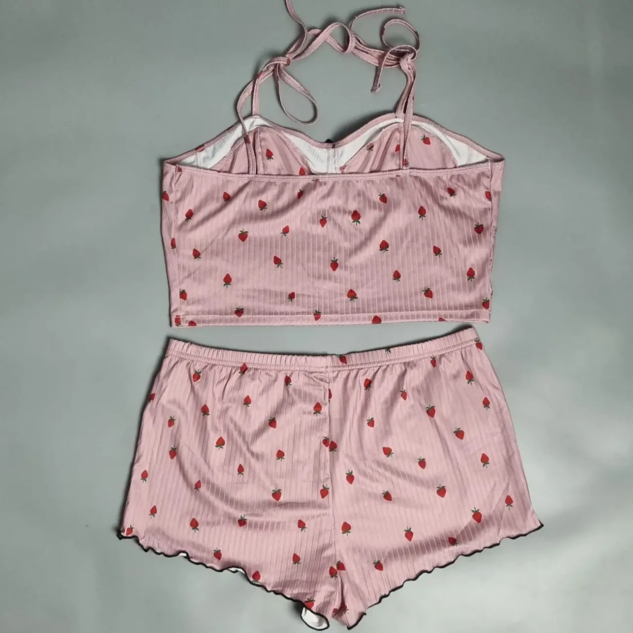 Піжама жіноча рожева з принтом полуничок 4