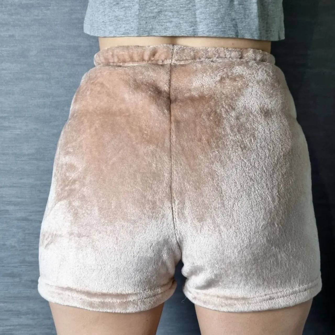 Жіночі персикові піжамні шорти з велсофту 3
