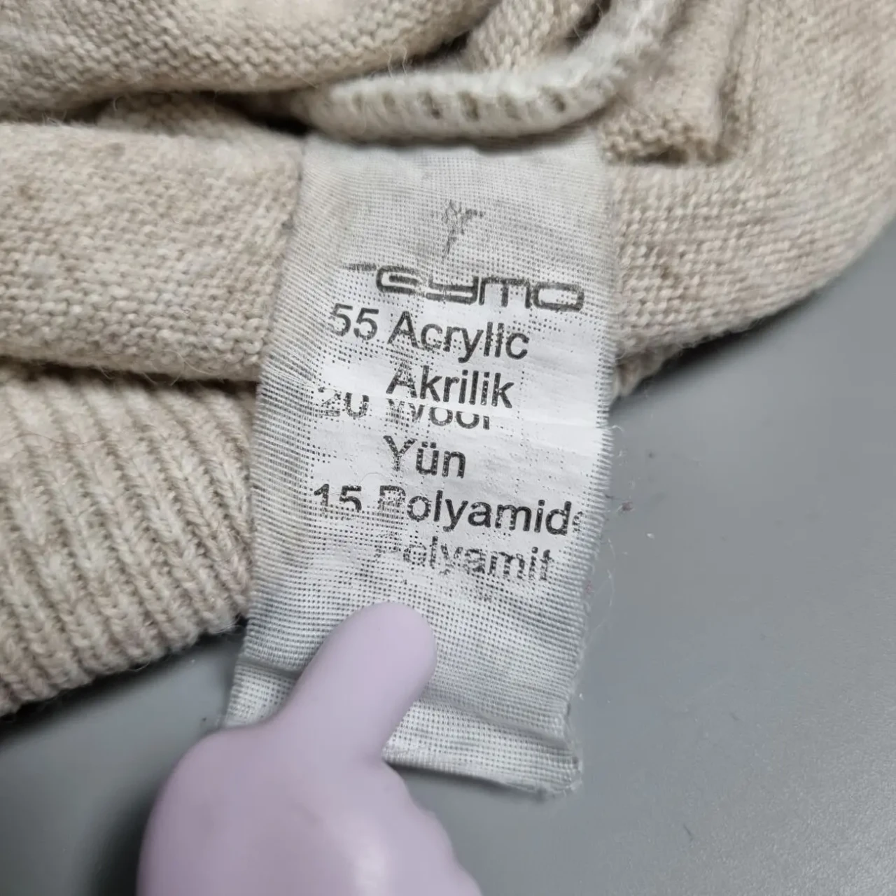 Базовий светр для чоловіків бежевого кольору, розмір l 9