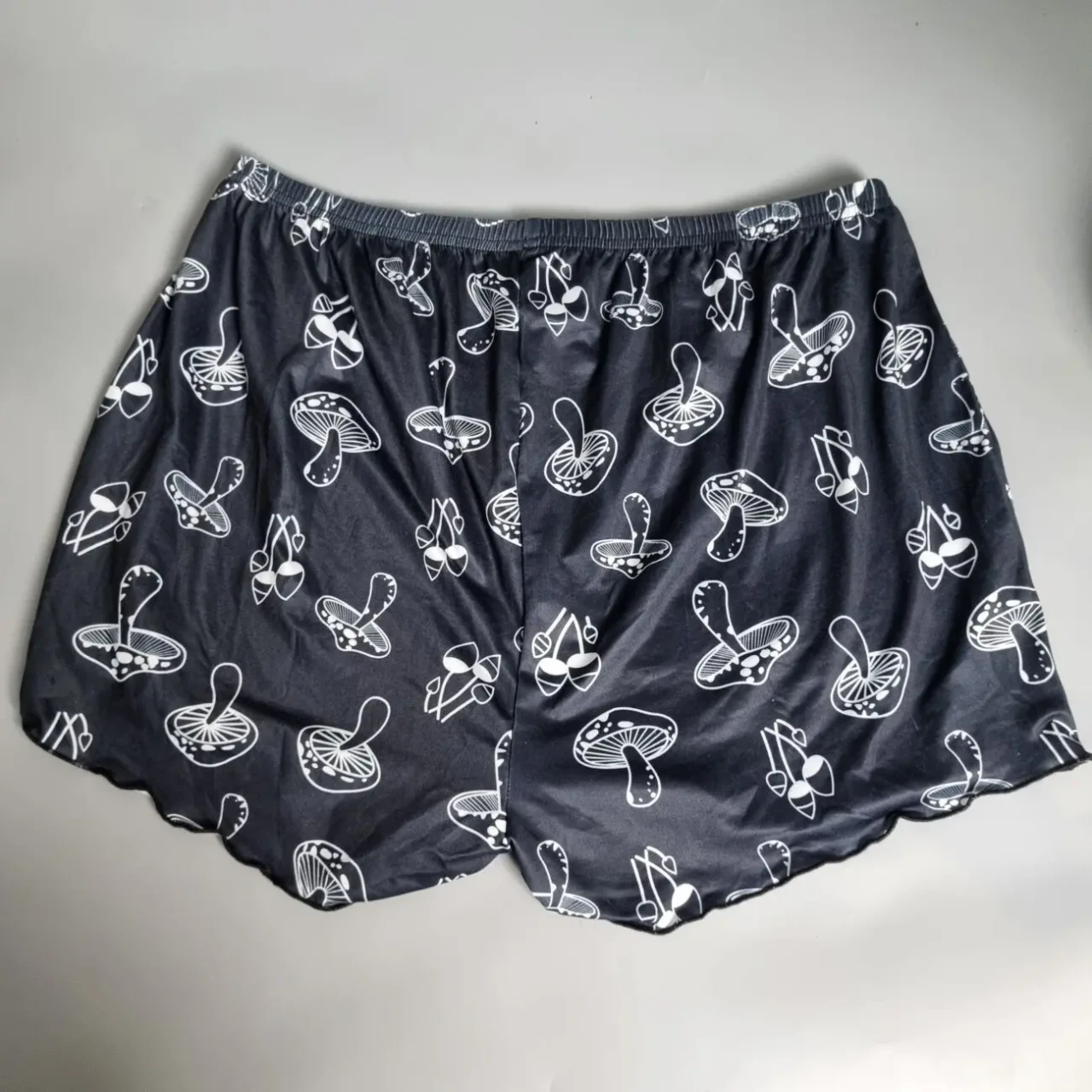 Жіночі шорти з принтом грибів, бавовна, розмір xl 4