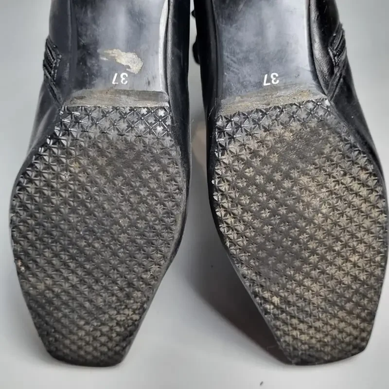 Чорні напівчоботи emily, розмір 37, осінь 10