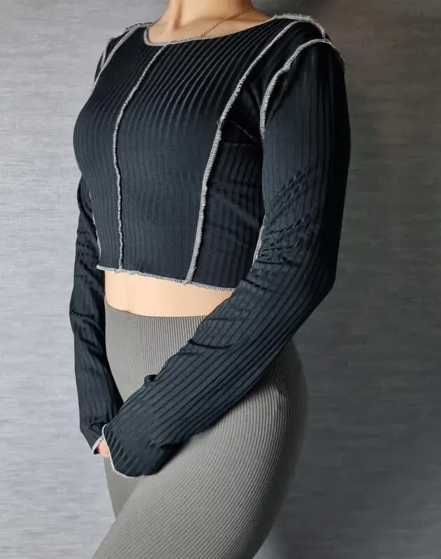 Чорний топ з довгим рукавом plt 4