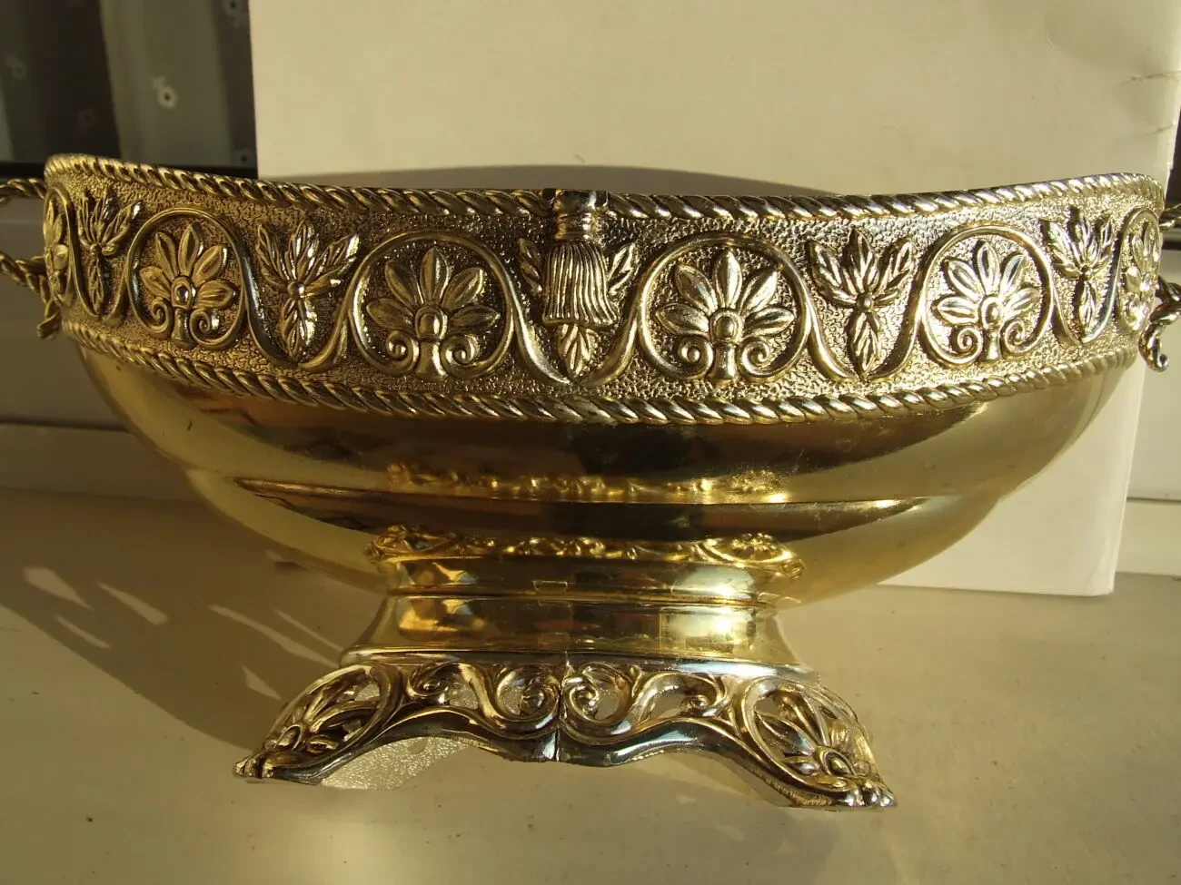 Лодь цукерниця роз. 26х10 см. Европа 1990 рр. вага 400 гр. 5