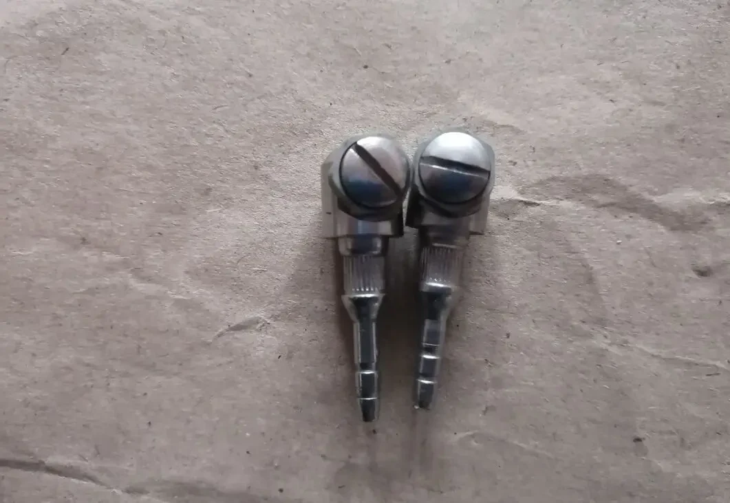 Форсунки омывателя москвич 408, 412, ваз 2101-2107, новые ссср 2