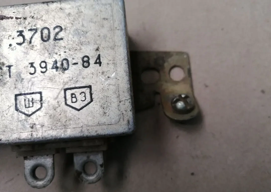 Реле 221.3702, москвич 408, 412, новое ссср 2