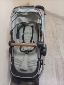 Віддам дитячий візочок