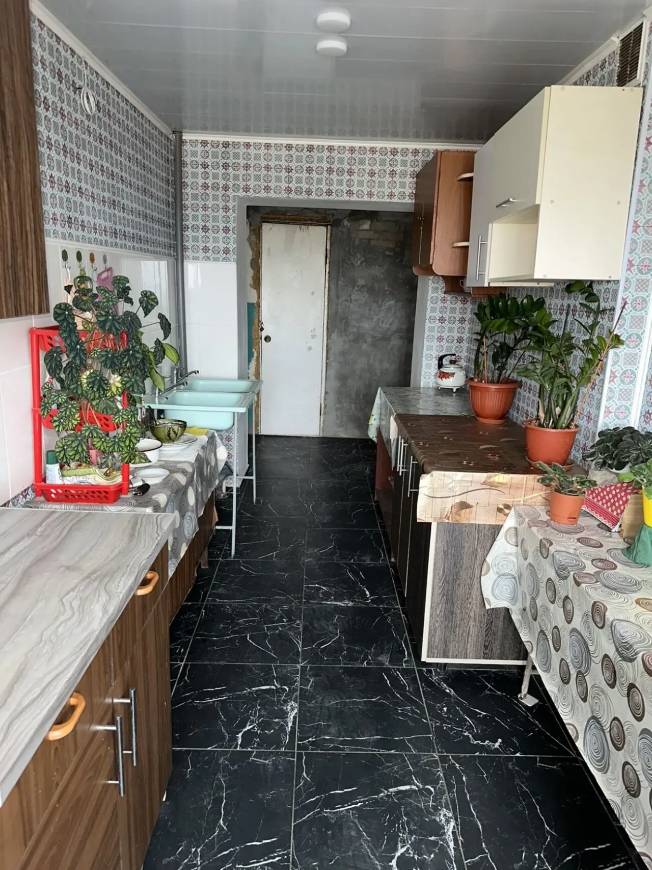 Оренда кімнати, євроремонт, в гуртожитку 9