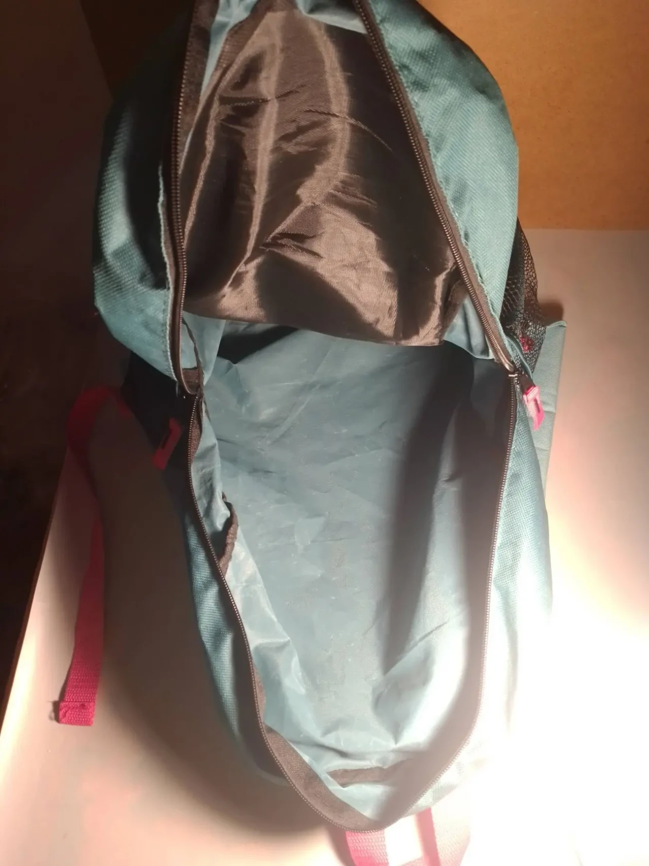 Рюкзак 20 л городской подростковый зеленый с розовым, пропитка 3