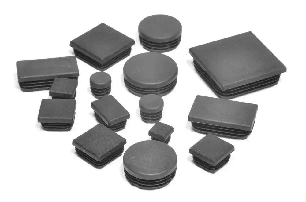 Пластикові заглушки на труби