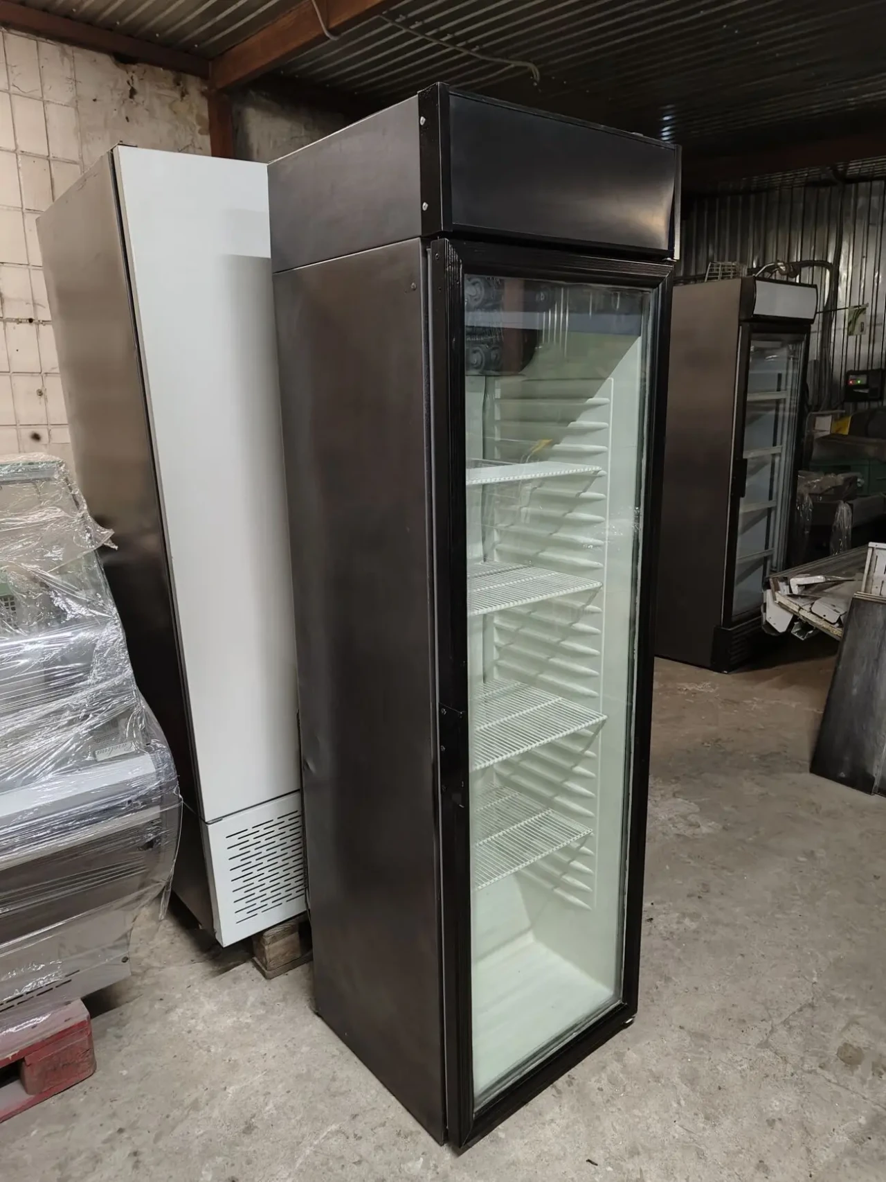 Холодильна шафа вітрина, шафа холодильна, холодильна вітрина 4