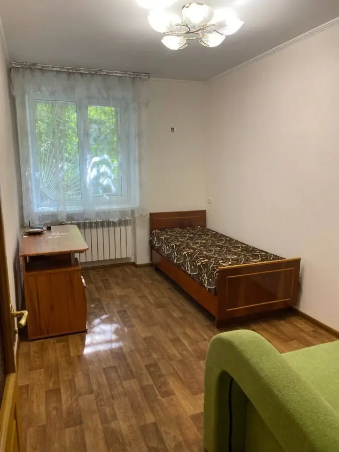 Сдам 2-х. ком.кв.ул. Рабочая 164 5