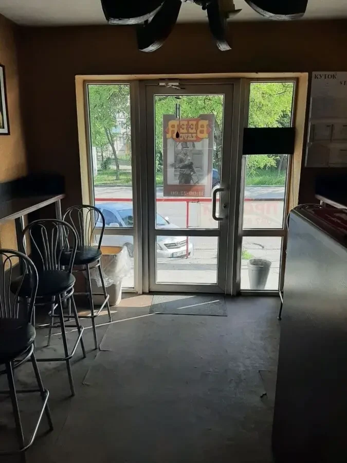 Продам магазин ул.Б.Хмельницкого Левый берег Без комиссии 4