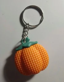 Брелок оранжевый тыква пластик