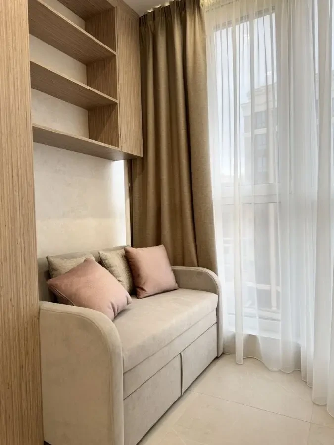 Продаж квартири Радісна 6 4