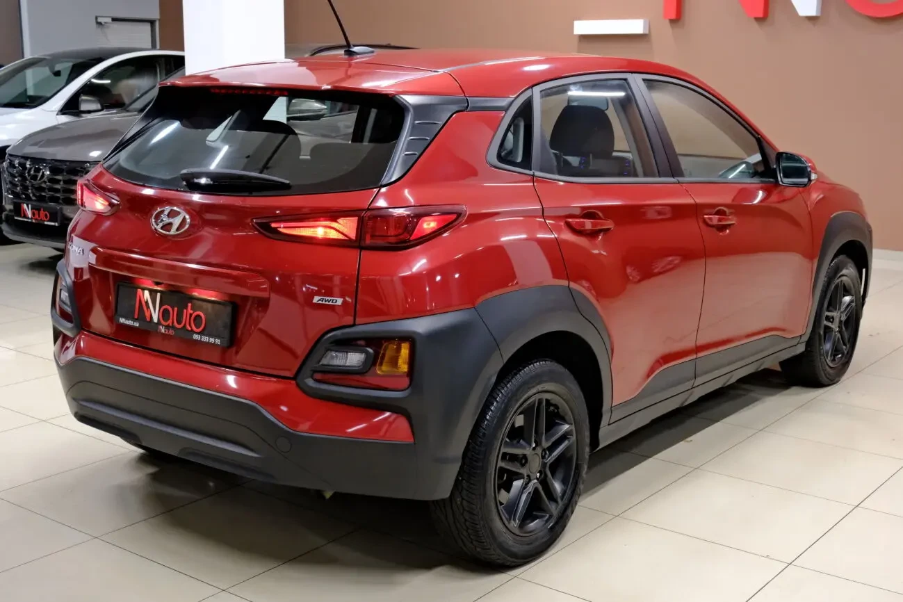 Hyundai Kona 5