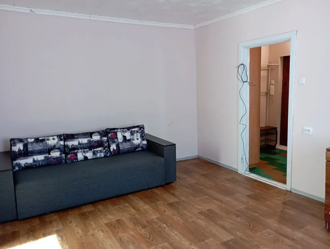 Сдам 1-ком Левый Берег 3мкр возле Варуса. Срочно 7