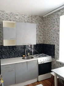 Сдам 1-ком Левый Берег 3мкр возле Варуса. Срочно