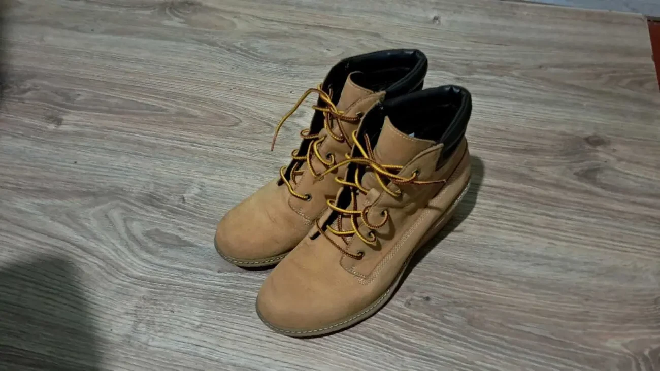 Женские кожаные ботинки  Timberland 39 размер