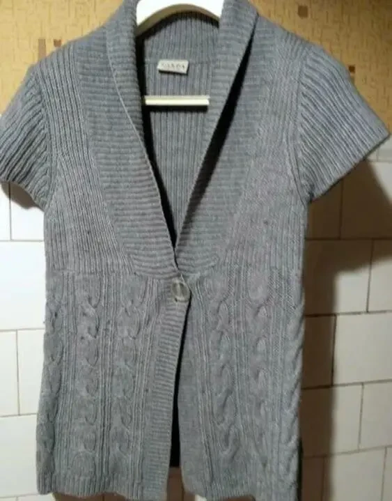 Жилет оригинальный,  кофта туника, приятный серый цвет, 30  шерсти 6