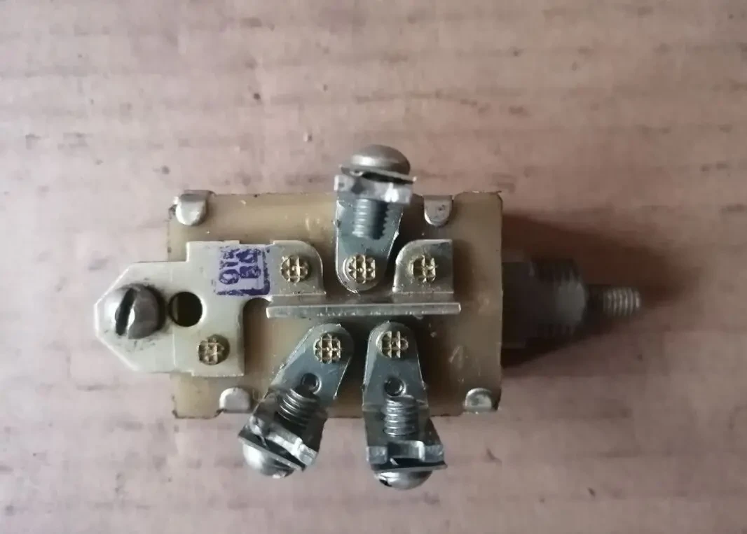 Переключатель света маз, краз, урал, мтз, юмз, т-40, новый ссср 3