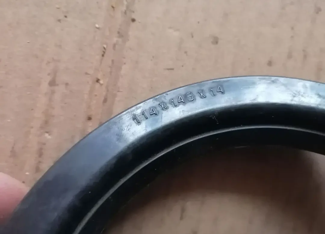 Сальник задней ступицы краз, новый ссср 2