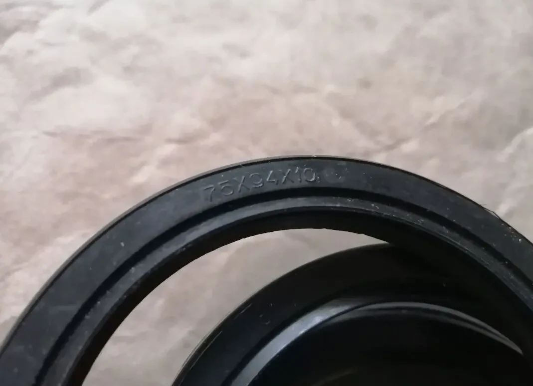 Сальник 236-1121090А-2, корпуса муфты опережения ямз 236, 238 ссср 3