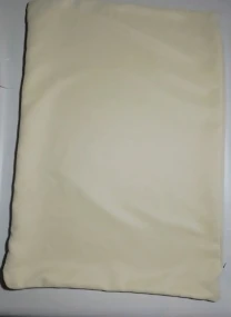 Наволочка бежевая плотная 47 на 65 см, на подушку на диван, на молнии