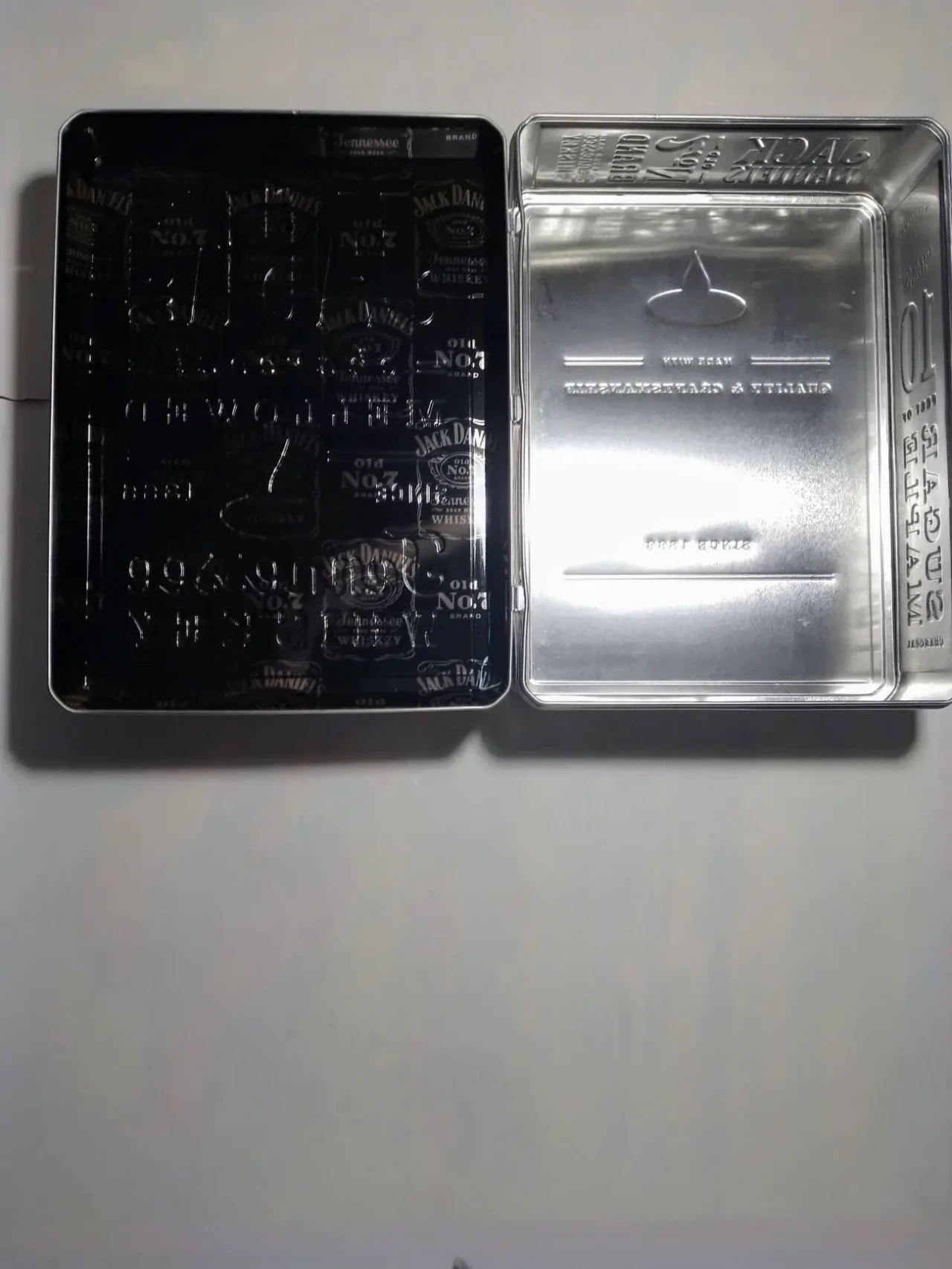 Коробочка серебристая жестяная металлическая большая прямоугольная 3