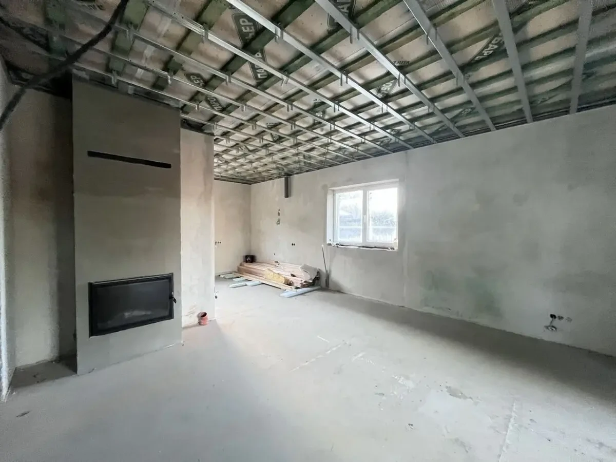 Продаж будинку біля лісу з ділянкою 12 сотих 3